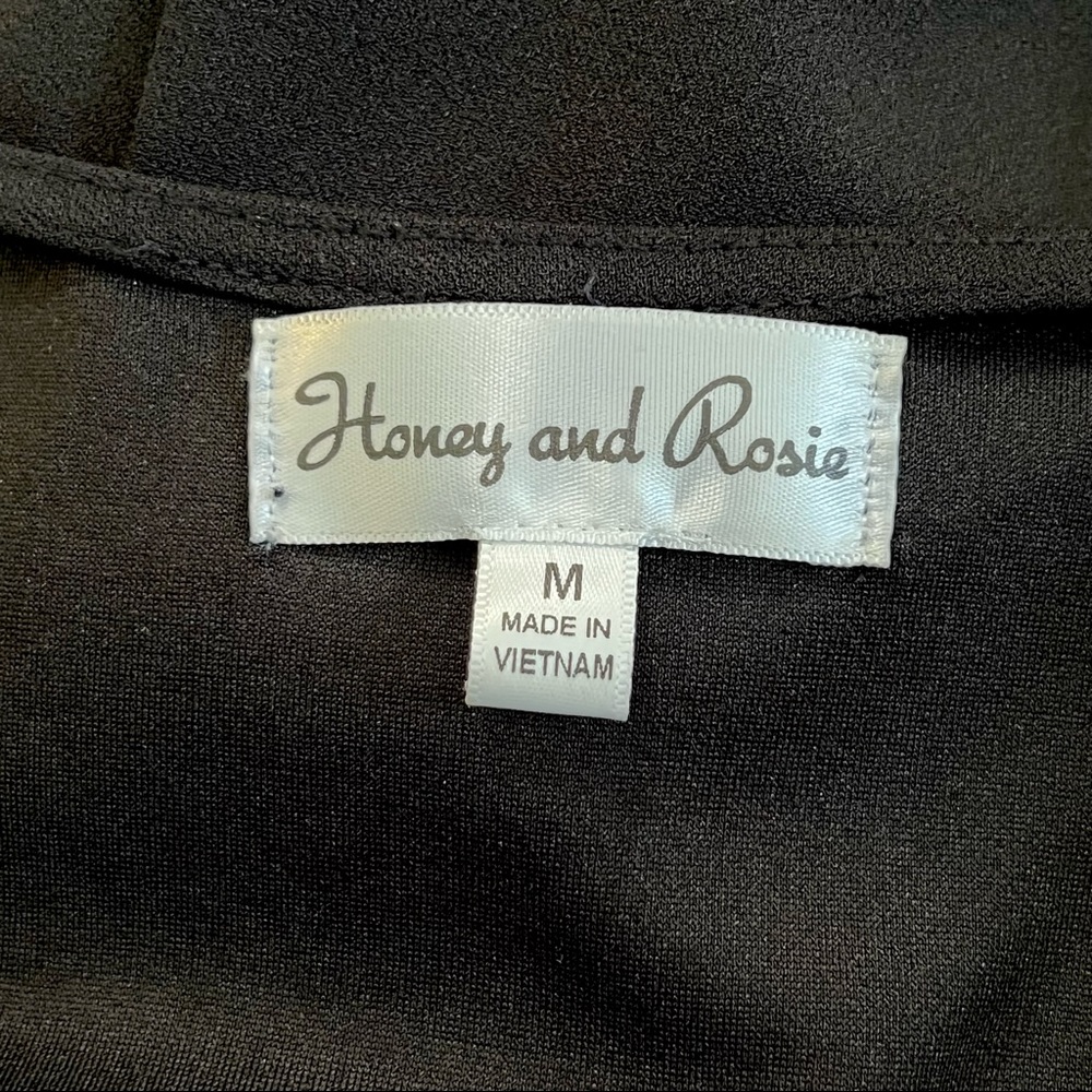 NWT Honey & Rosie romper Medium - Picture 8 of 9